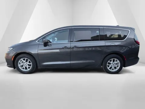 More photos of 2023 Chrysler Pacifica Touring L at Braden Chrysler Dodge Jeep Ram, OH