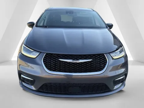 Photos of 2023 Chrysler Pacifica Touring L for sale in Gallipolis, OH at Braden Chrysler Dodge Jeep Ram