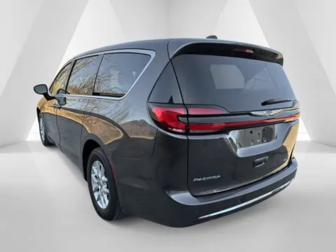 More photos of 2023 Chrysler Pacifica Touring L at Braden Chrysler Dodge Jeep Ram, OH
