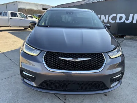 Photos of 2023 Chrysler Pacifica Touring L for sale in Gallipolis, OH at Braden Chrysler Dodge Jeep Ram