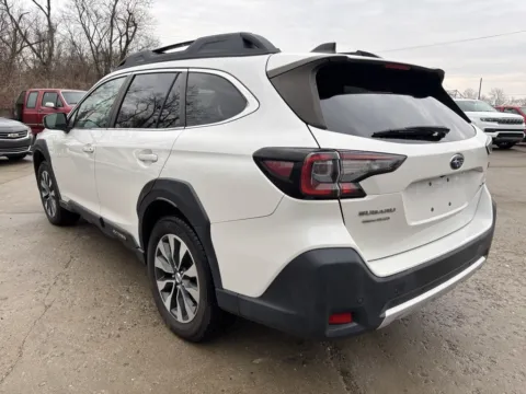 More photos of 2023 Subaru Outback Limited at Braden Chrysler Dodge Jeep Ram, OH