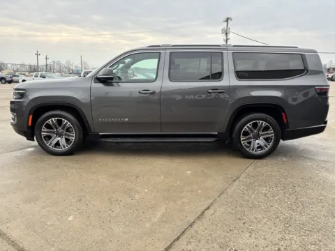 More photos of 2023 Jeep Wagoneer L Series II at Braden Chrysler Dodge Jeep Ram, OH