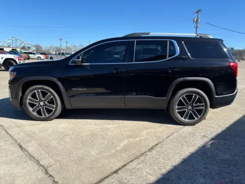 More photos of 2021 GMC Acadia SLT at Braden Chrysler Dodge Jeep Ram, OH