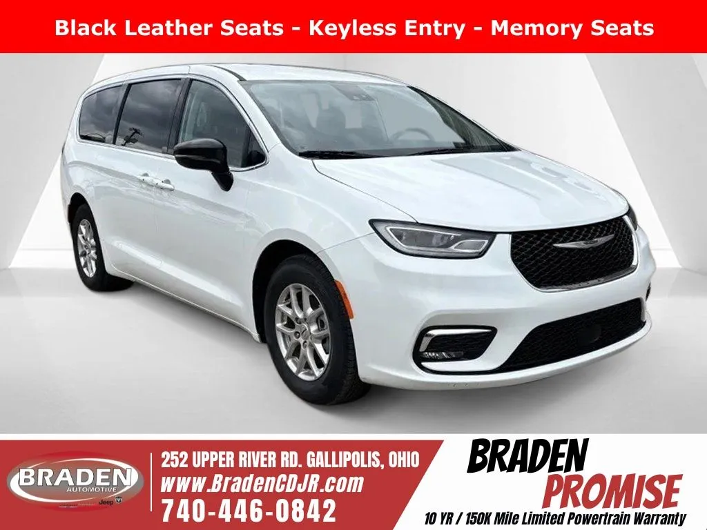 White 2024 Chrysler Pacifica Touring L for sale in Gallipolis, OH