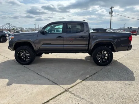 More photos of 2023 Toyota Tacoma SR5 at Braden Chrysler Dodge Jeep Ram, OH