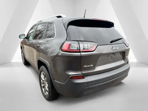 More photos of 2019 Jeep Cherokee Latitude Plus at Braden Chrysler Dodge Jeep Ram, OH