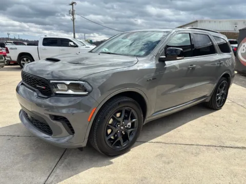 Another view of 2026 Dodge Durango GT Premium HEMI V8 for sale in Gallipolis, OH at Braden Chrysler Dodge Jeep Ram