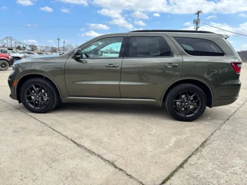 More photos of 2026 Dodge Durango GT Premium HEMI V8 at Braden Chrysler Dodge Jeep Ram, OH