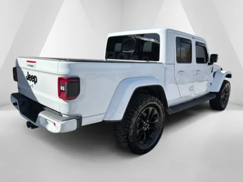 More photos of 2021 Jeep Gladiator High Altitude at Braden Chrysler Dodge Jeep Ram, OH