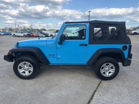 More photos of 2018 Jeep Wrangler JK Sport at Braden Chrysler Dodge Jeep Ram, OH