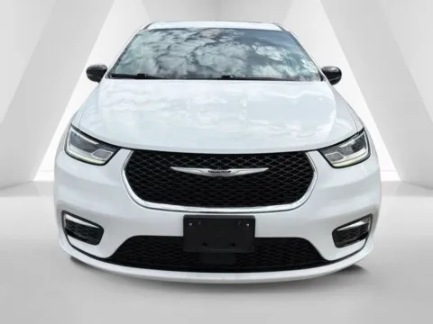 Photos of 2024 Chrysler Pacifica Hybrid Select for sale in Gallipolis, OH at Braden Chrysler Dodge Jeep Ram