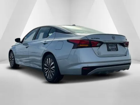 More photos of 2024 Nissan Altima 2.5 SV at Braden Chrysler Dodge Jeep Ram, OH