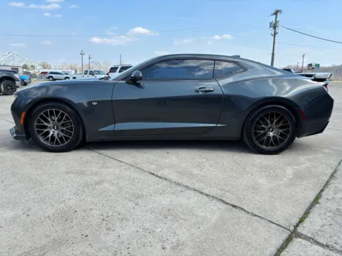 More photos of 2017 Chevrolet Camaro 2LT at Braden Chrysler Dodge Jeep Ram, OH