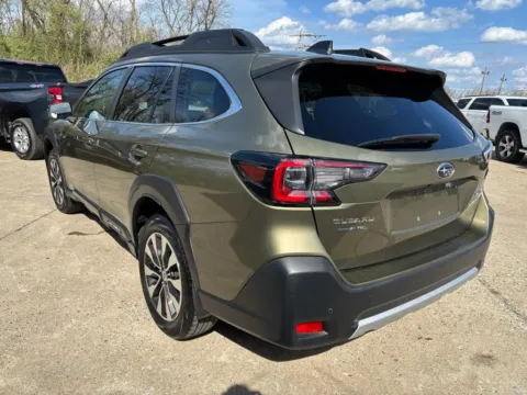 More photos of 2023 Subaru Outback Limited at Braden Chrysler Dodge Jeep Ram, OH