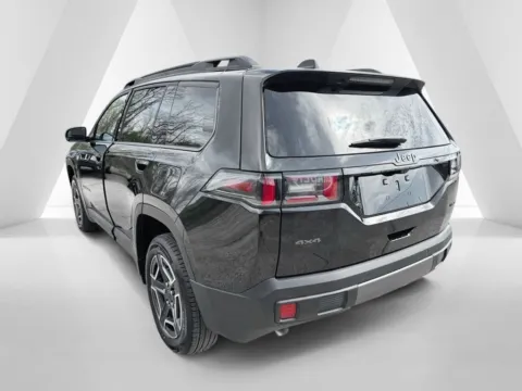 More photos of 2026 Jeep Cherokee Limited at Braden Chrysler Dodge Jeep Ram, OH