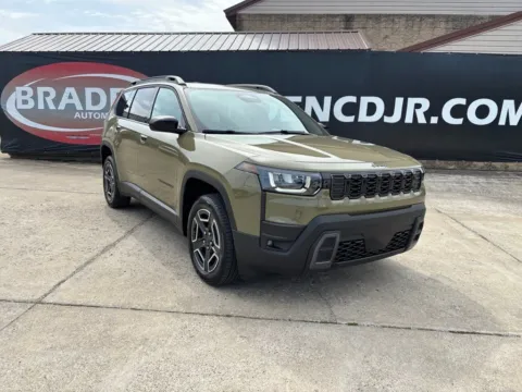 Green 2026 Jeep Cherokee Laredo for sale in Gallipolis, OH