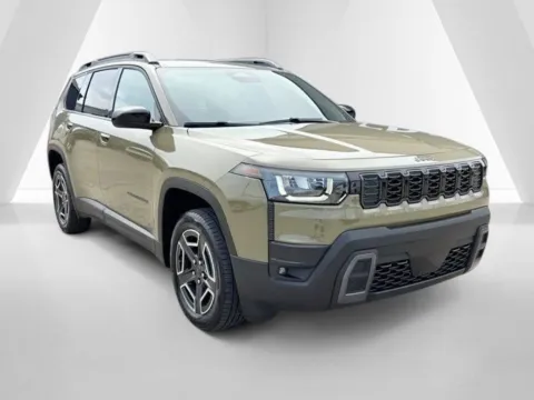 Green 2026 Jeep Cherokee Laredo for sale in Gallipolis, OH