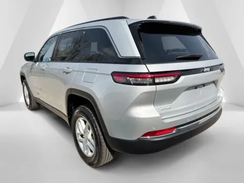 More photos of 2026 Jeep Grand Cherokee Laredo at Braden Chrysler Dodge Jeep Ram, OH