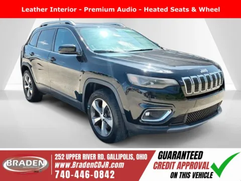 Black 2019 Jeep Cherokee Limited for sale in Gallipolis, OH