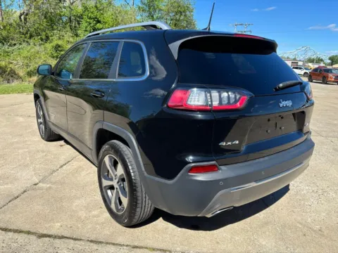 More photos of 2019 Jeep Cherokee Limited at Braden Chrysler Dodge Jeep Ram, OH