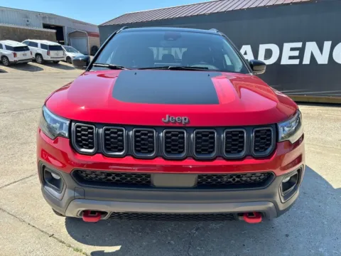 Photos of 2026 Jeep Compass Trailhawk for sale in Gallipolis, OH at Braden Chrysler Dodge Jeep Ram
