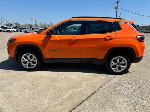 More photos of 2026 Jeep Compass Latitude at Braden Chrysler Dodge Jeep Ram, OH