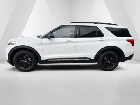 More photos of 2022 Ford Explorer XLT at Braden Chrysler Dodge Jeep Ram, OH