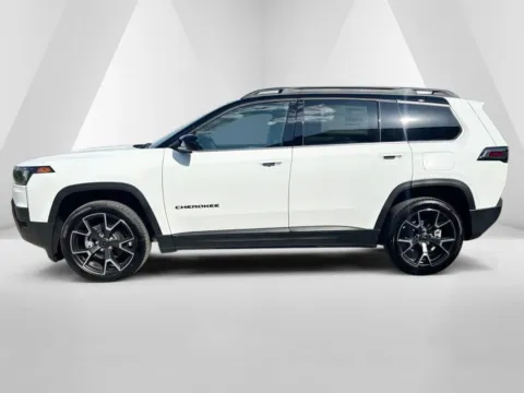 More photos of 2026 Jeep Cherokee Overland at Braden Chrysler Dodge Jeep Ram, OH