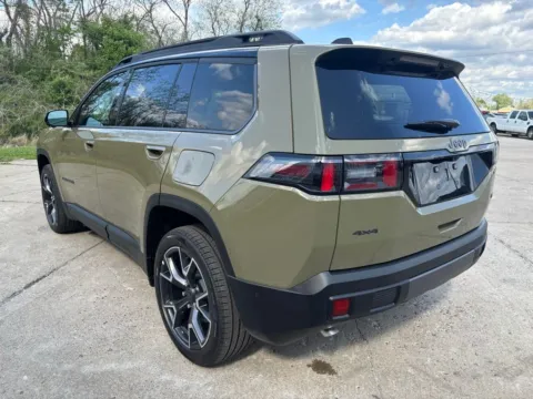 More photos of 2026 Jeep Cherokee Overland at Braden Chrysler Dodge Jeep Ram, OH