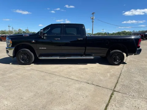 More photos of 2024 Ram 3500 Big Horn at Braden Chrysler Dodge Jeep Ram, OH