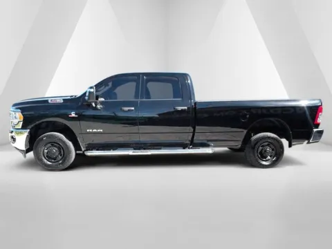 More photos of 2024 Ram 3500 Big Horn at Braden Chrysler Dodge Jeep Ram, OH