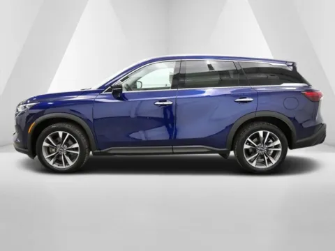 More photos of 2023 INFINITI QX60 LUXE at Braden Chrysler Dodge Jeep Ram, OH