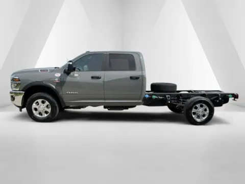 More photos of 2026 Ram 3500 Tradesman at Braden Chrysler Dodge Jeep Ram, OH