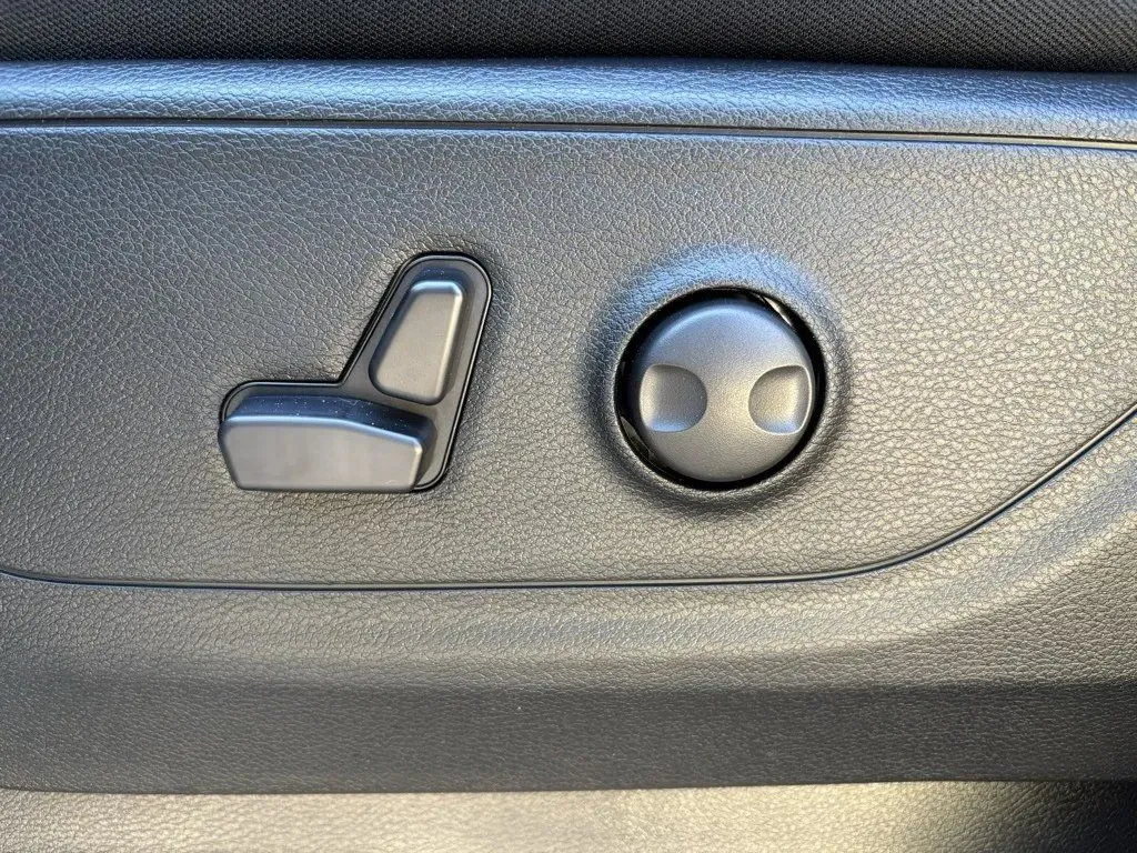 2026 RAM 1500 Big Horn/Lone Star - Photo 24