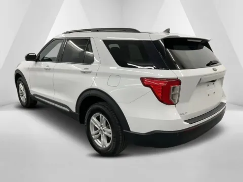 More photos of 2022 Ford Explorer XLT at Braden Chrysler Dodge Jeep Ram, OH