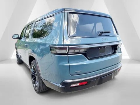 More photos of 2026 Jeep Grand Wagoneer L Summit Obsidian at Braden Chrysler Dodge Jeep Ram, OH