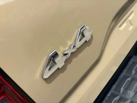 More photos of 2020 Toyota Tacoma SR5 at Braden Chrysler Dodge Jeep Ram, OH