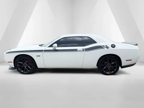 More photos of 2023 Dodge Challenger R/T at Braden Chrysler Dodge Jeep Ram, OH