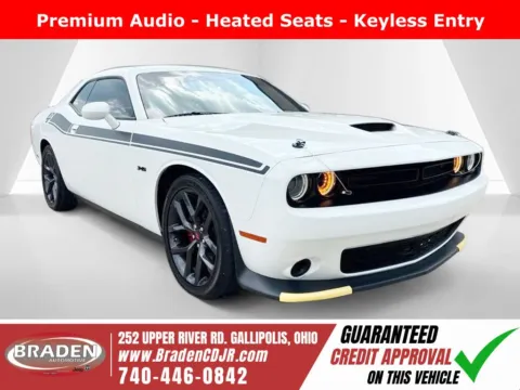 White 2023 Dodge Challenger R/T for sale in Gallipolis, OH
