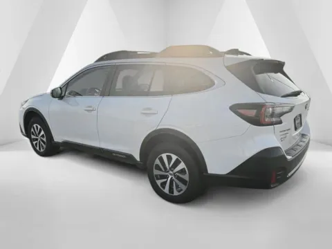 More photos of 2022 Subaru Outback Premium at Braden Chrysler Dodge Jeep Ram, OH