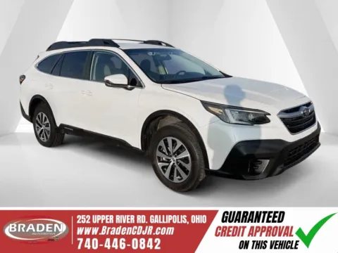 White 2022 Subaru Outback Premium for sale in Gallipolis, OH