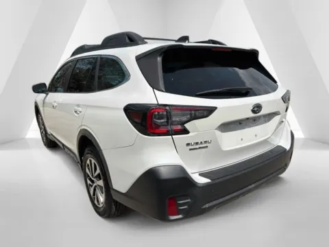 More photos of 2022 Subaru Outback Premium at Braden Chrysler Dodge Jeep Ram, OH