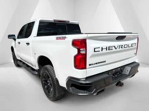 More photos of 2021 Chevrolet Silverado 1500 LT Trail Boss at Braden Chrysler Dodge Jeep Ram, OH