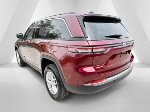 More photos of 2026 Jeep Grand Cherokee Laredo at Braden Chrysler Dodge Jeep Ram, OH