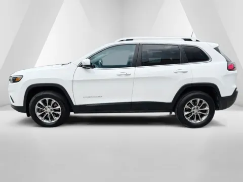 More photos of 2019 Jeep Cherokee Latitude Plus at Braden Chrysler Dodge Jeep Ram, OH