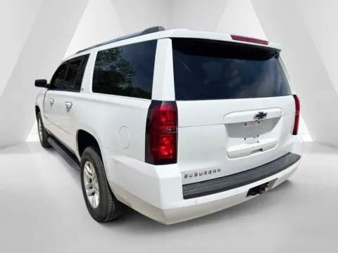 More photos of 2019 Chevrolet Suburban LS at Braden Chrysler Dodge Jeep Ram, OH