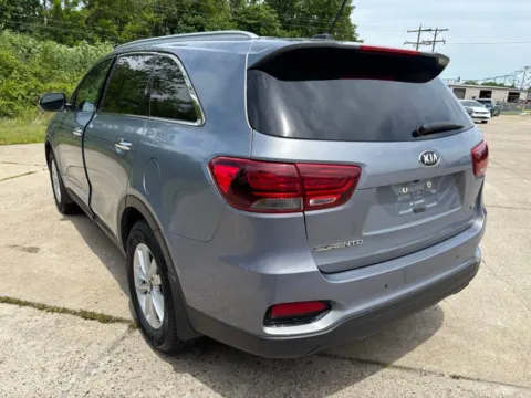 More photos of 2020 Kia Sorento LX at Braden Chrysler Dodge Jeep Ram, OH