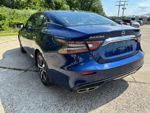 More photos of 2023 Nissan Maxima 3.5 SL at Braden Chrysler Dodge Jeep Ram, OH