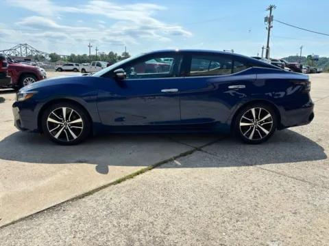 More photos of 2023 Nissan Maxima 3.5 SL at Braden Chrysler Dodge Jeep Ram, OH