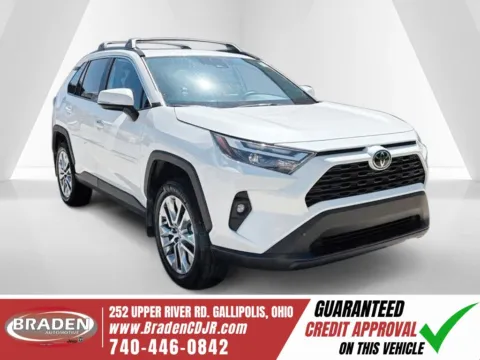 White 2022 Toyota RAV4 XLE Premium for sale in Gallipolis, OH